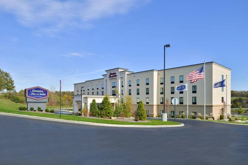 Hampton Inn & Suites California University-Pittsburgh Coal Center Exterior photo